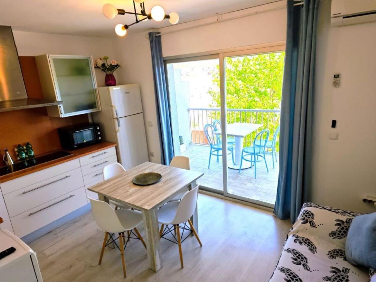 Apartamento Dinasty Емпуріабрава Екстер'єр фото